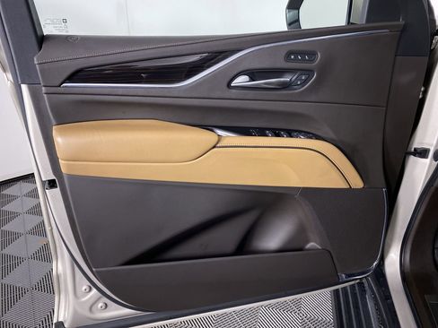 Used 2021 Cadillac Escalade Sport w/ Driver Assist Tech Package image 13