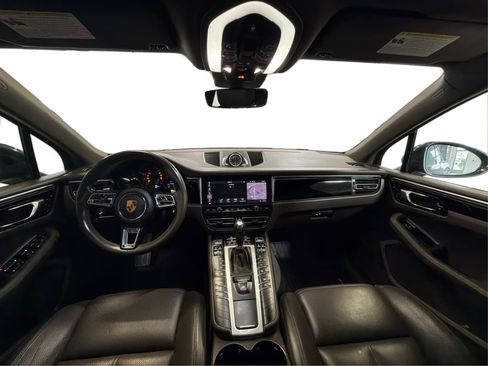 Used 2021 Porsche Macan AWD/4WD image 28