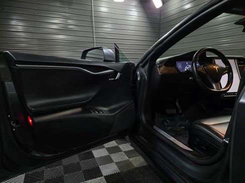 Used 2019 Tesla Model S Long Range image 31