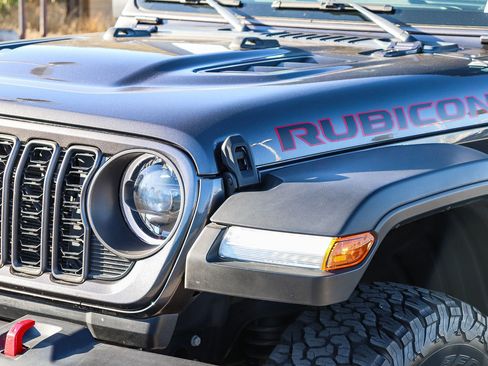 Used 2024 Jeep Wrangler Unlimited Rubicon w/ Convenience Group image 5