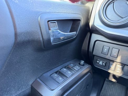 Used 2021 Toyota Tacoma TRD Pro image 18