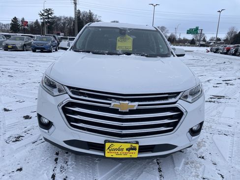 Used 2019 Chevrolet Traverse High Country image 3