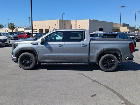 Used 2025 GMC Sierra 1500 Elevation image 9