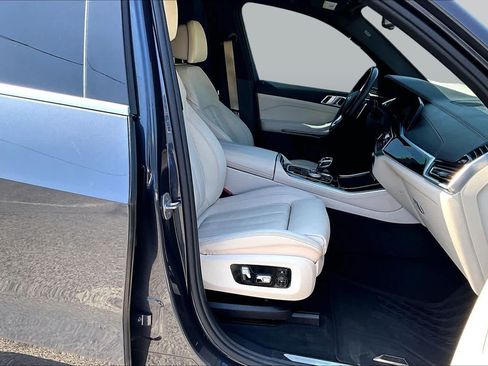 Used 2020 BMW X5 sDrive40i w/ Premium Package RWD image 9