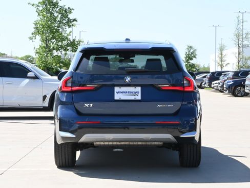 Certified 2025 BMW X1 xDrive28i w/ Premium Package image 8