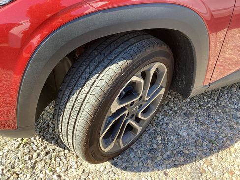 Used 2026 Chevrolet Trax RS w/ Sunroof Package image 9