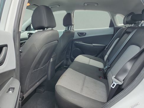 Used 2019 Hyundai Kona SE AWD/4WD image 17