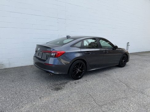 Used 2023 Honda Civic Sport image 3