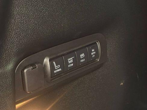 Used 2018 Ford Explorer Sport w/ Equipment Group 401A AWD/4WD image 23