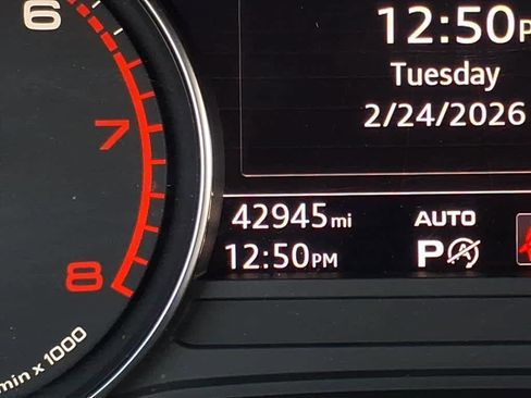 Used 2019 Audi A4 2.0T Premium w/ Convenience Package image 35