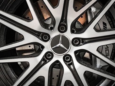 New 2026 Mercedes-Benz C 43 AMG 4MATIC Sedan image 8