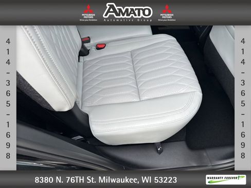 New 2025 Mitsubishi Outlander SEL image 17