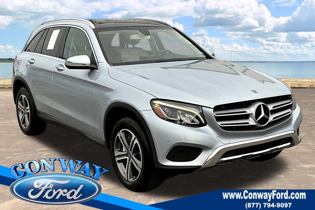 Used 2018 Mercedes-Benz GLC 300 4MATIC image 1