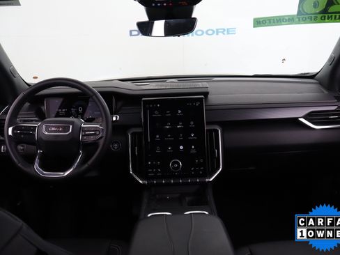 Used 2026 GMC Acadia Elevation w/ Elevation Premium Package FWD image 15