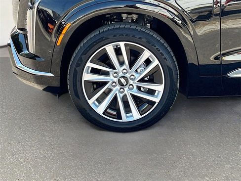 New 2026 Cadillac Vistiq Luxury image 31