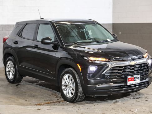 Used 2024 Chevrolet TrailBlazer LS image 4