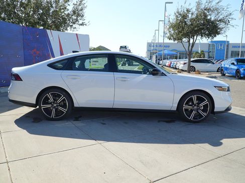 New 2026 Honda Accord SE image 4