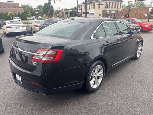 Used 2014 Ford Taurus SEL w/ Equipment Group 201A AWD/4WD image 5