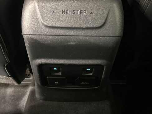 Used 2021 Ford Bronco Outer Banks AWD/4WD image 14