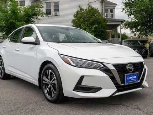 Certified 2023 Nissan Sentra SV FWD image 5