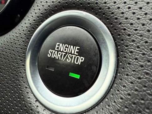 Used 2021 Cadillac XT5 Premium Luxury image 35