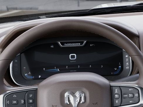 New 2026 RAM 2500 Laramie AWD/4WD image 18