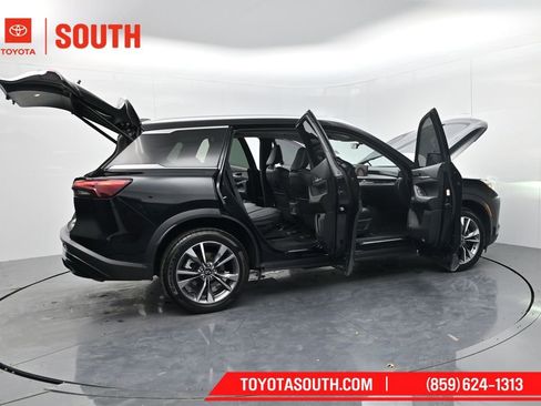 Used 2023 INFINITI QX60 Luxe image 70