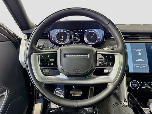 Used 2023 Land Rover Range Rover Long Wheelbase SE AWD/4WD image 12