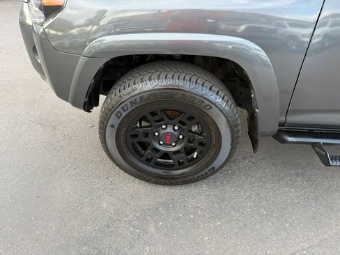 Used 2016 Toyota 4Runner SR5 Premium AWD/4WD image 12