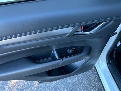 New 2025 MAZDA CX-5 AWD 2.5 S w/ Select Package image 24