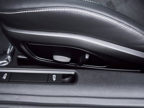 Used 2025 Porsche 911 GT3 w/ Chrono Package image 35