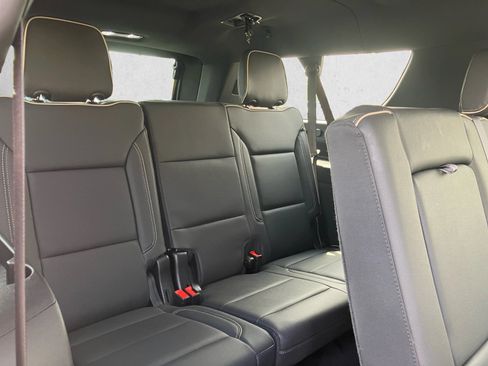 Used 2026 GMC Yukon XL Elevation AWD/4WD image 24