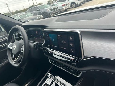 New 2026 Volkswagen Atlas SE image 36