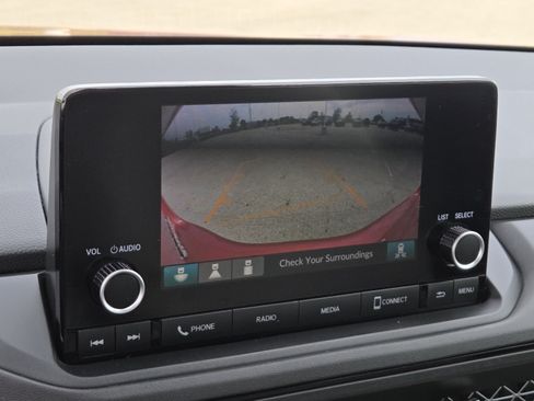 Used 2023 Honda Accord EX image 9