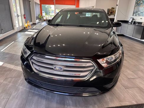 Used 2014 Ford Taurus SEL w/ Equipment Group 201A FWD image 8