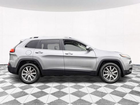 Used 2014 Jeep Cherokee Limited w/ Technology Group AWD/4WD image 11