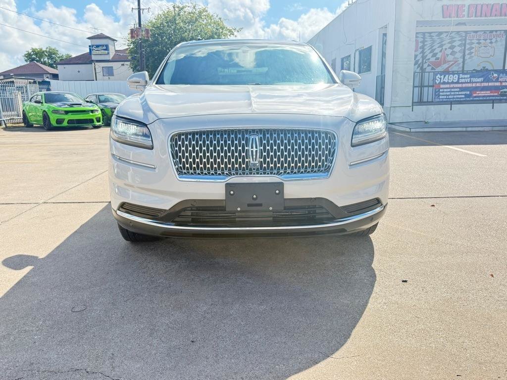 Used 2022 Lincoln Nautilus Reserve w/ Equipment Group 201A AWD/4WD image 2