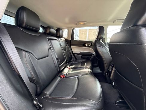 Used 2022 Jeep Compass Limited AWD/4WD image 26