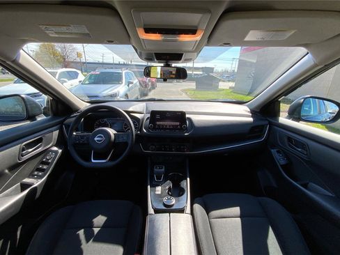 Used 2024 Nissan Rogue S image 30