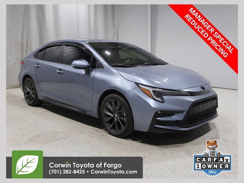 Used 2024 Toyota Corolla SE w/ SE Premium Package FWD image 1