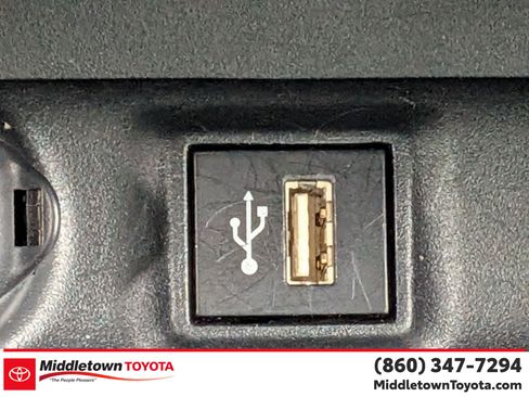 Certified 2025 Toyota RAV4 XLE AWD/4WD image 26