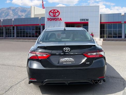 Used 2024 Toyota Camry SE FWD image 4