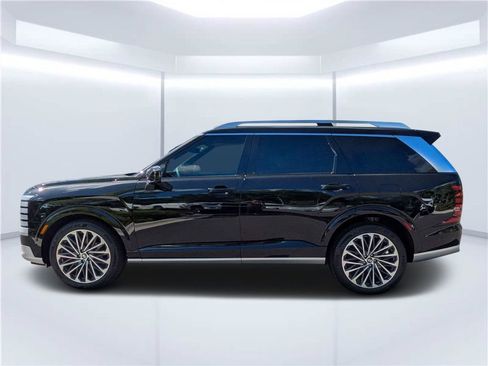 Certified 2026 Hyundai Palisade Calligraphy FWD image 6