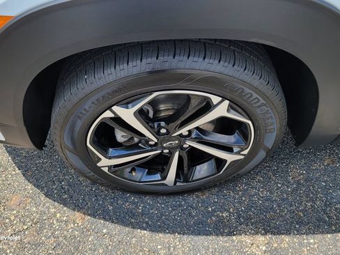 Used 2021 Chevrolet TrailBlazer RS w/ Convenience Package FWD image 6