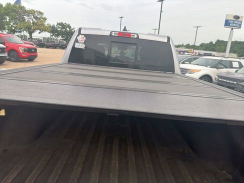 Used 2021 RAM 1500 Big Horn RWD image 10