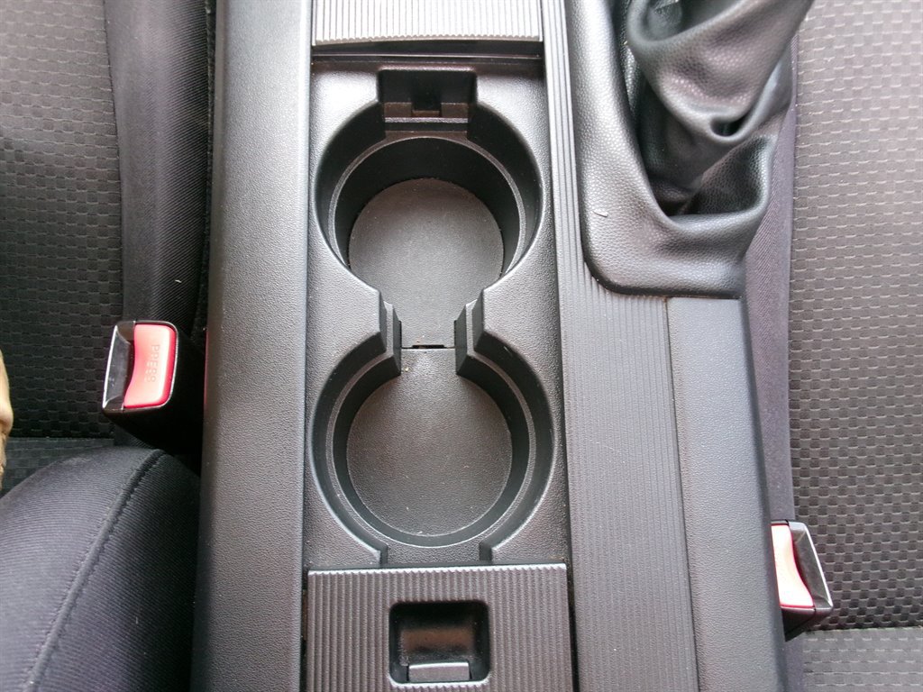Used 2006 MAZDA MX-5 Miata Sport RWD image 21