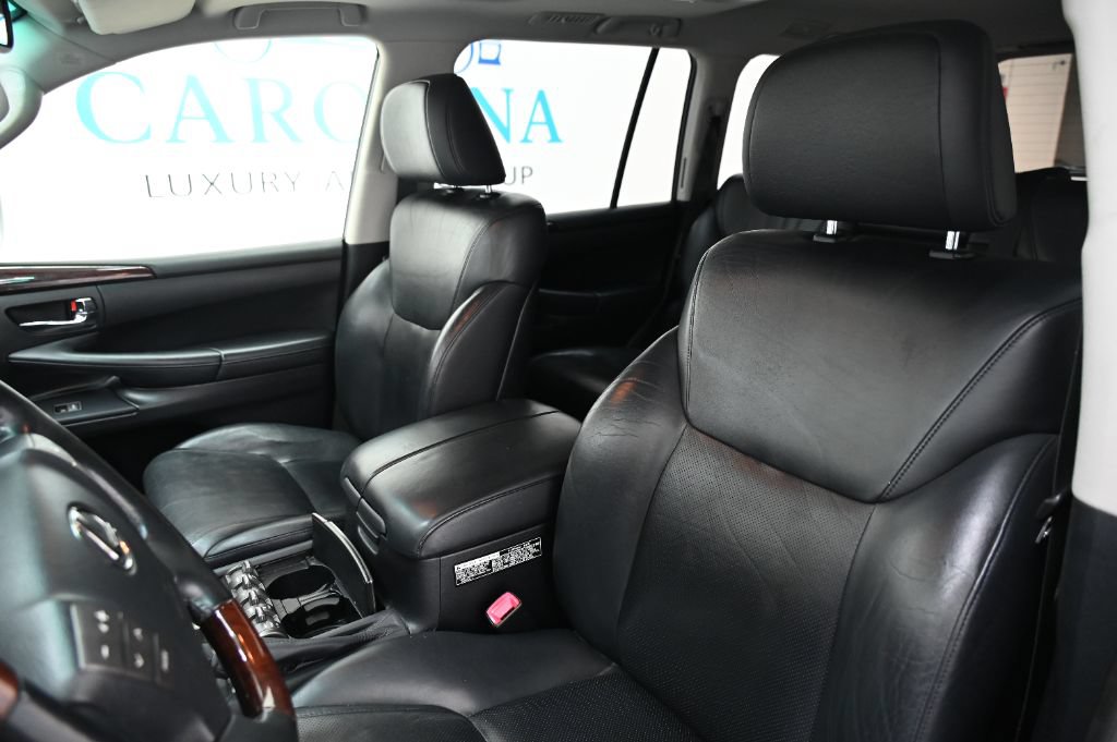 Used 2011 Lexus LX 570 4WD w/ Luxury Pkg image 19