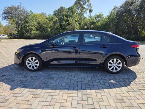 Certified 2025 Toyota Corolla LE image 8