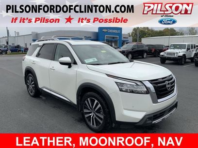 Used 2023 Nissan Pathfinder Platinum