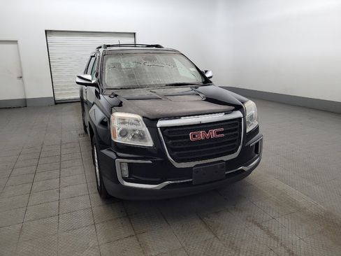 Used 2016 GMC Terrain SLE w/ Cargo Package FWD image 14